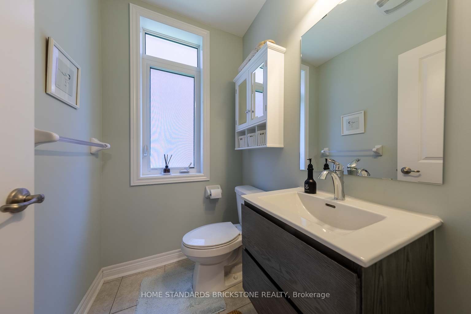 3058 Eberly Woods Drive Property Photo 7