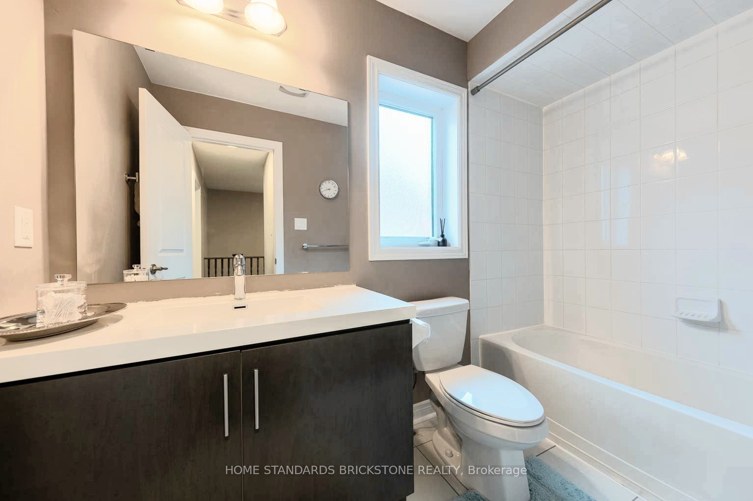 3058 Eberly Woods Drive Property Photo 26