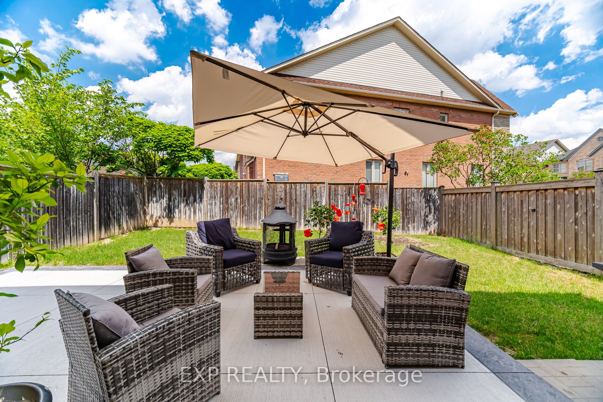 363 Holmes Crescent Property Photo 32