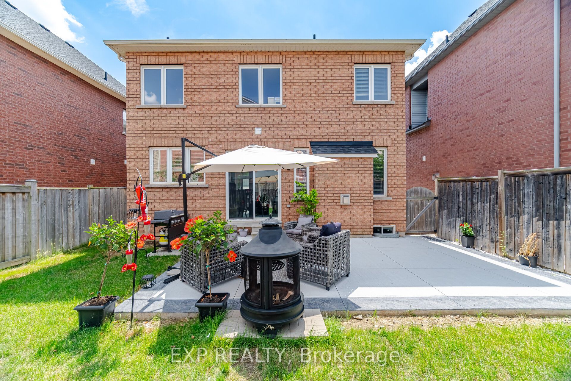 363 Holmes Crescent Property Photo 33