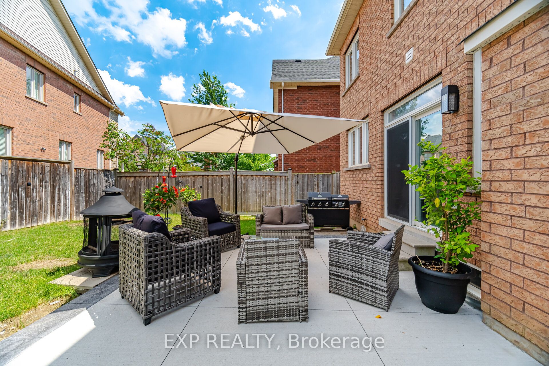 363 Holmes Crescent Property Photo 34