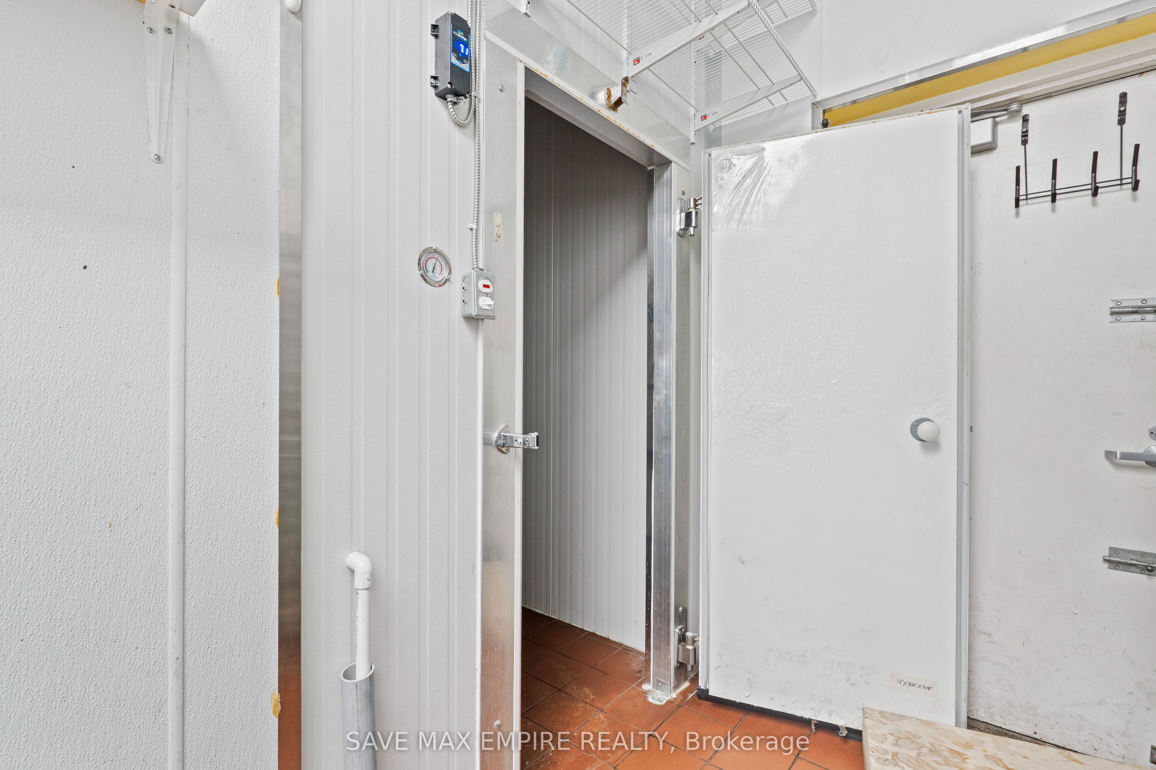 117 Cross Avenue B4 Property Photo 17