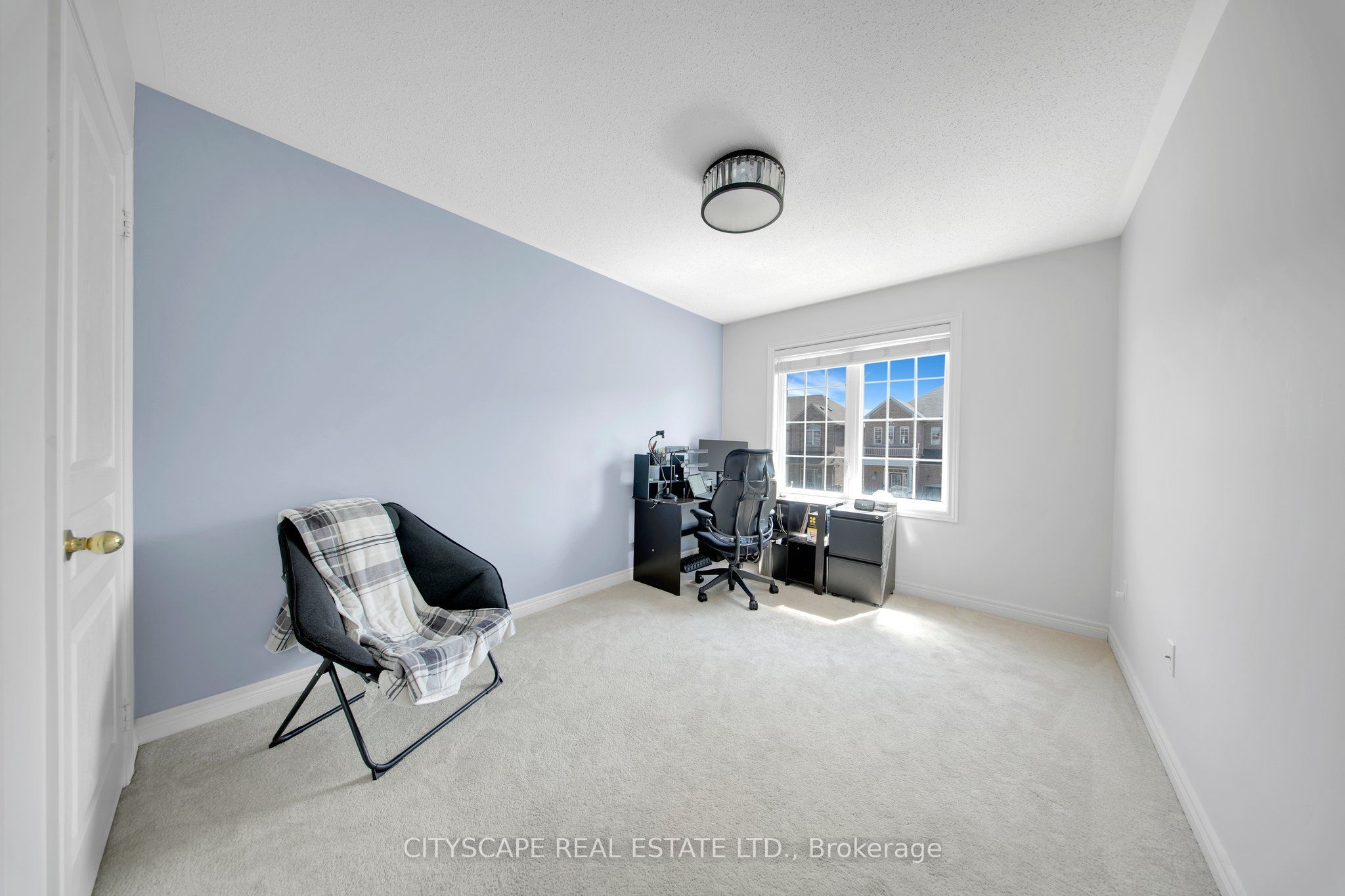 5517 Meadowcrest Avenue Property Photo 18