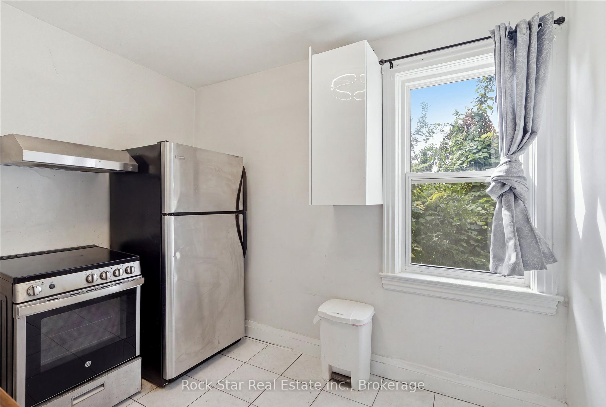 1259 Davenport Road Property Photo 14