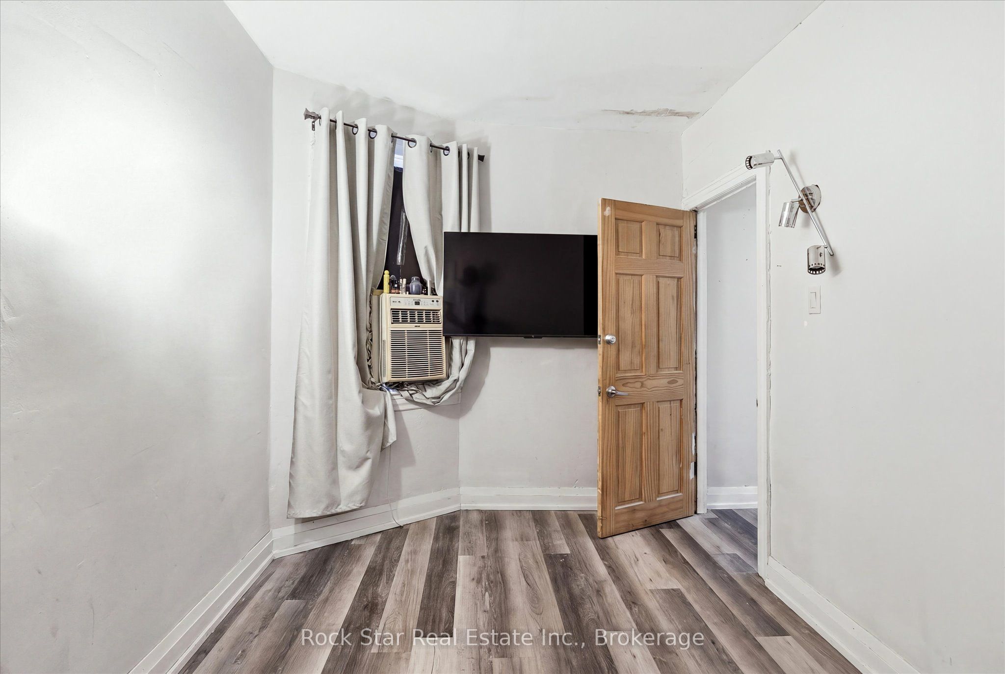 1259 Davenport Road Property Photo 19