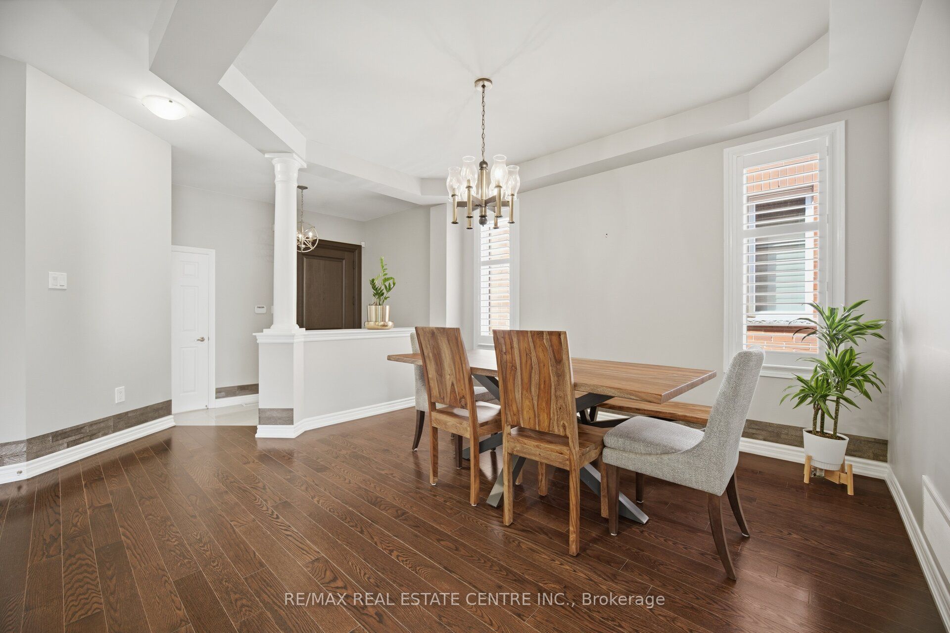 2425 Quetico Crescent Property Photo 6