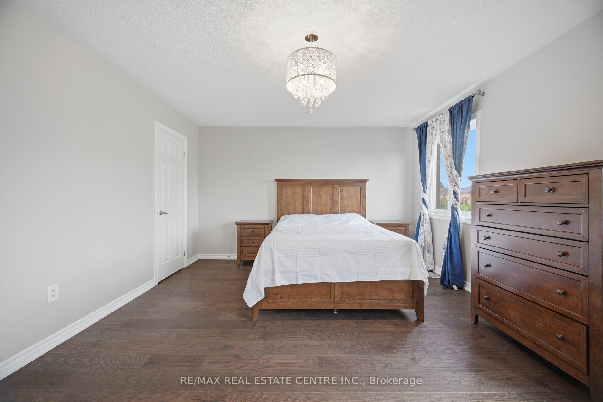2425 Quetico Crescent Property Photo 23