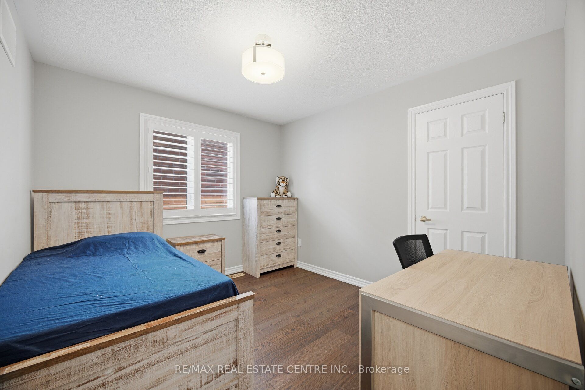 2425 Quetico Crescent Property Photo 30