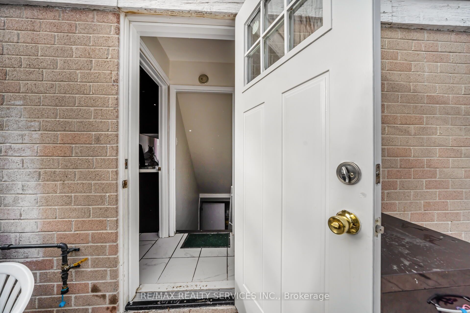 11 Juliette Square Property Photo 30