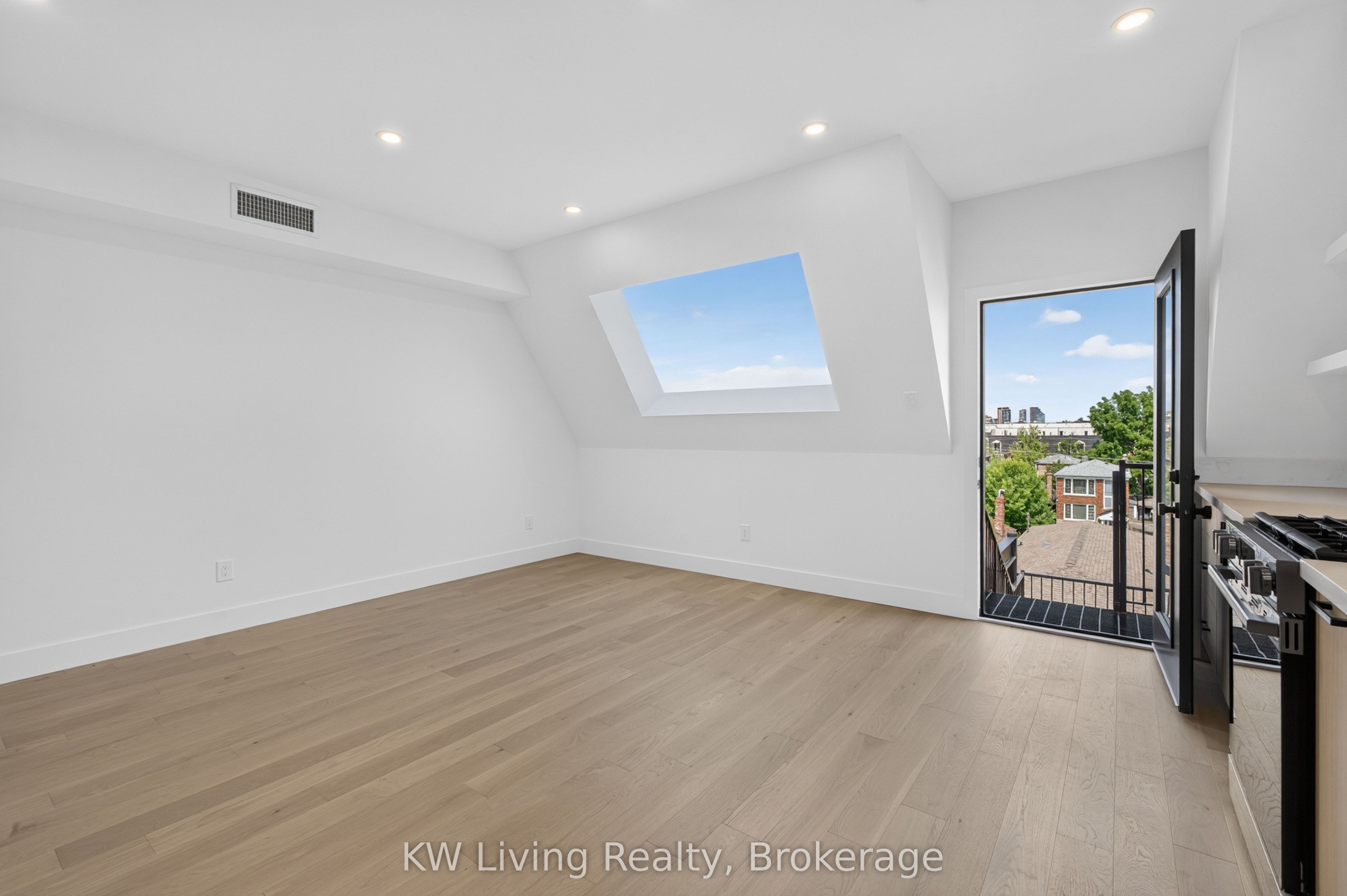 96 Belgravia Avenue Property Photo 25