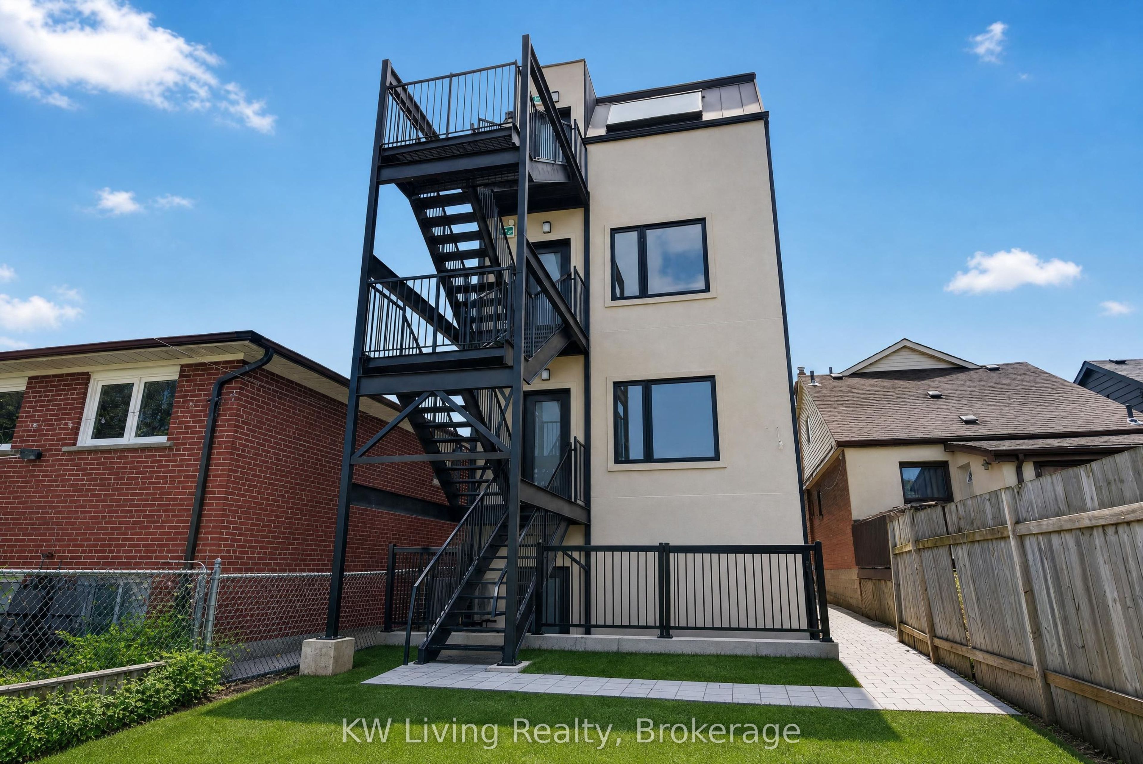 96 Belgravia Avenue Property Photo 27