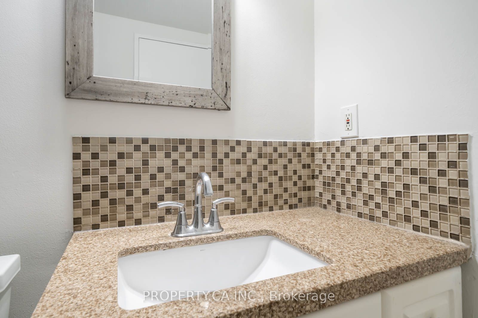 31 Four Winds Drive W 901 Property Photo 18