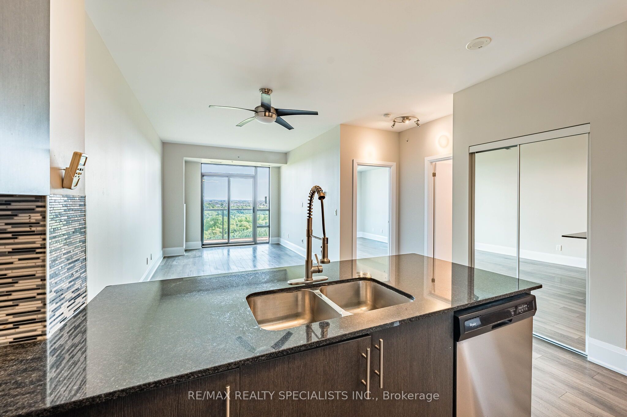 45 Yorkland Boulevard 805 Property Photo 21