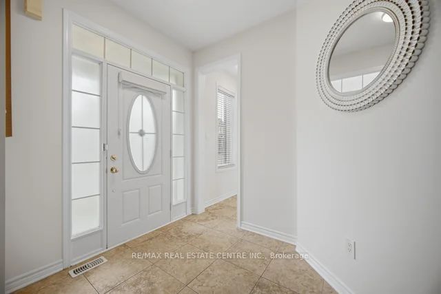 1295 Orr Terrace Property Photo 8