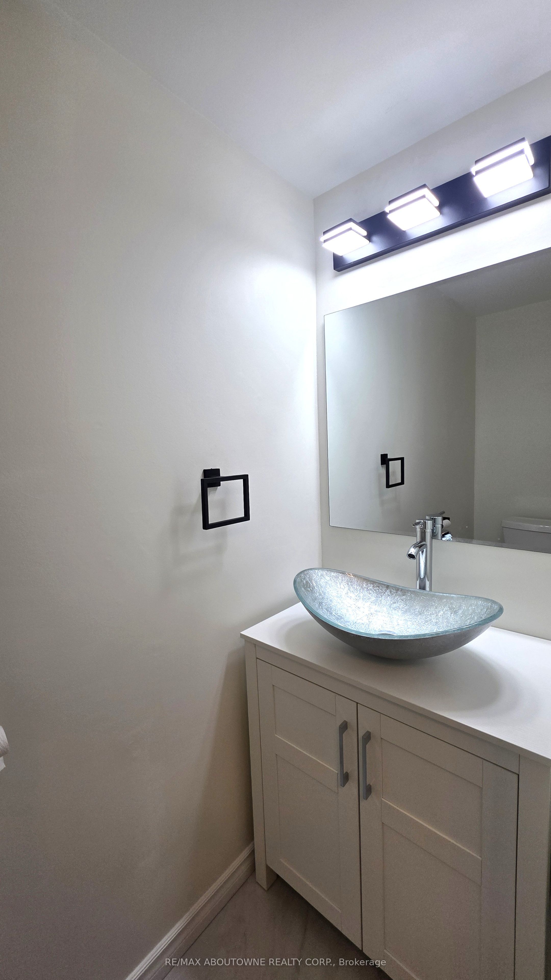 1329 Montclair Drive Property Photo 8