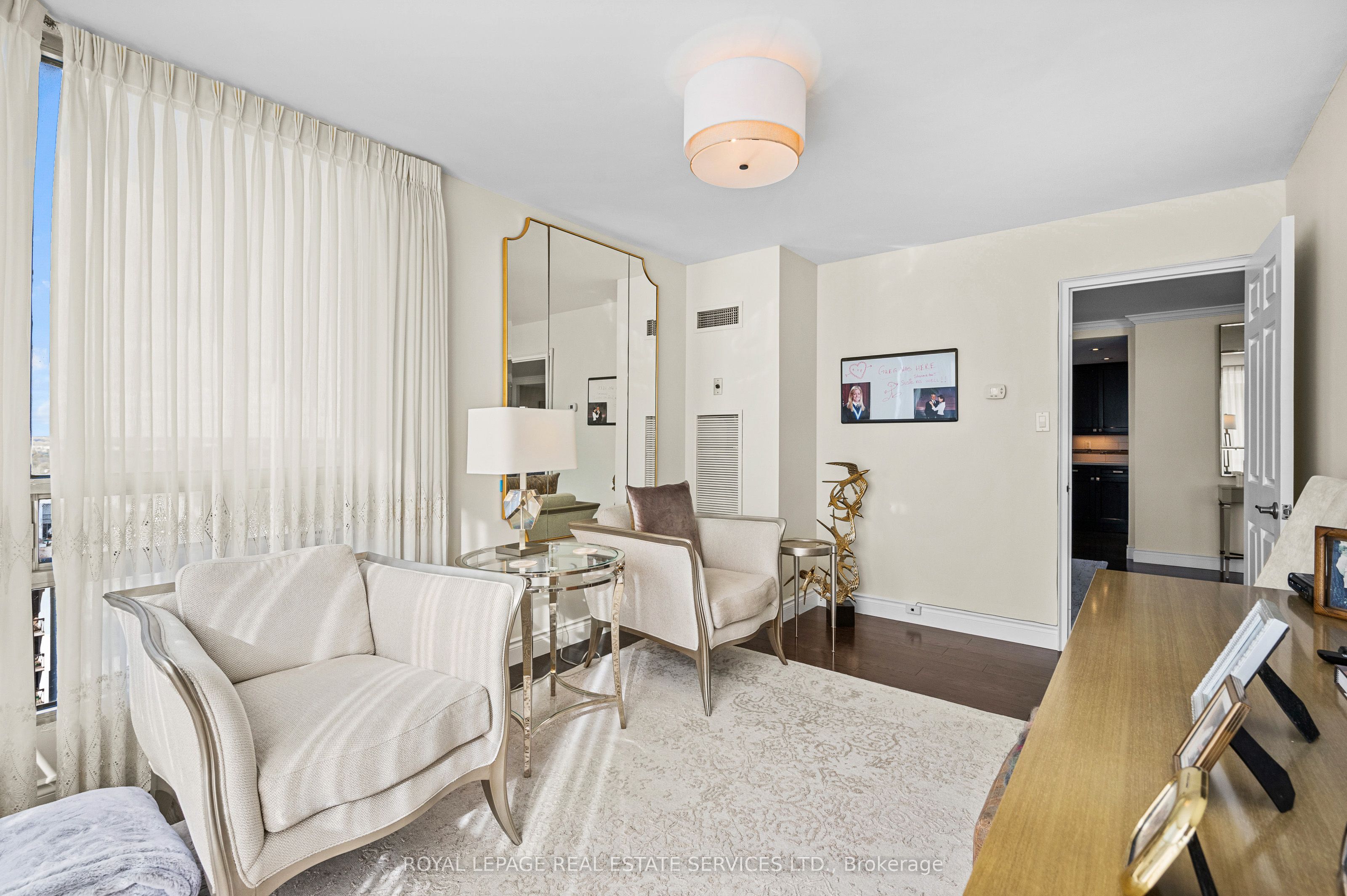 2170 Marine Drive 2102 Property Photo 19