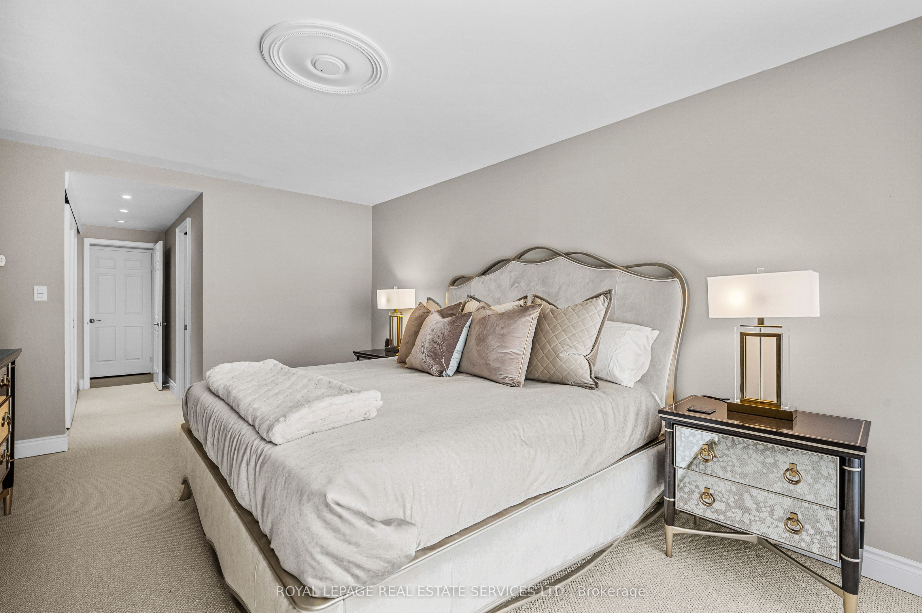 2170 Marine Drive 2102 Property Photo 21