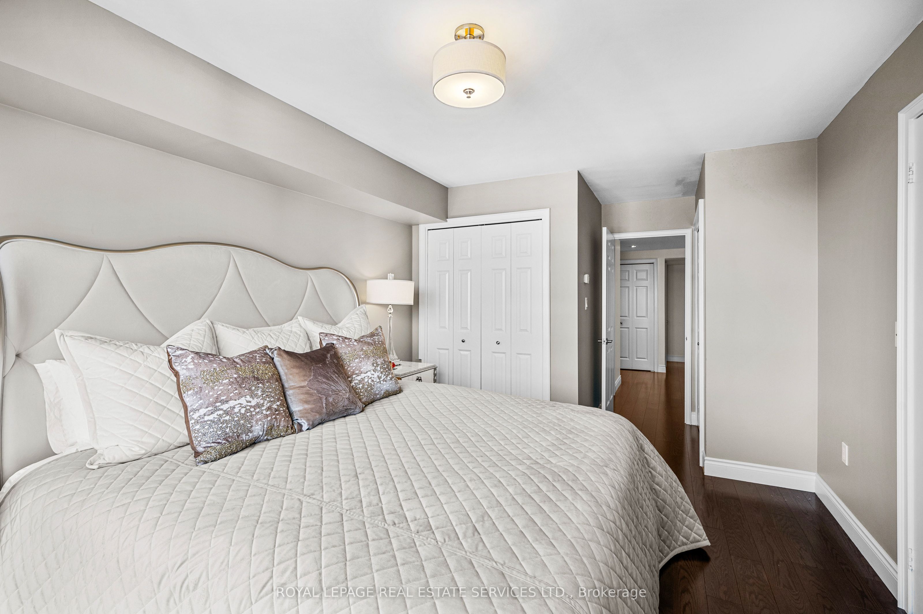 2170 Marine Drive 2102 Property Photo 26