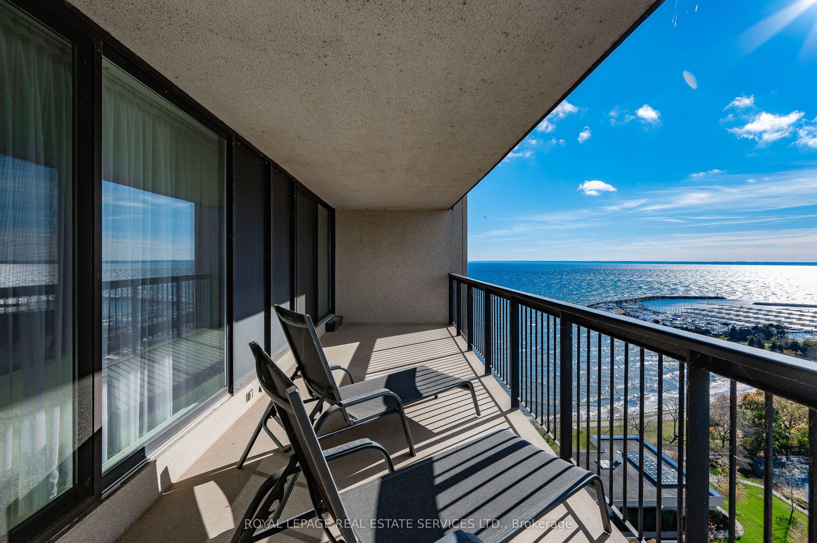 2170 Marine Drive 2102 Property Photo 29