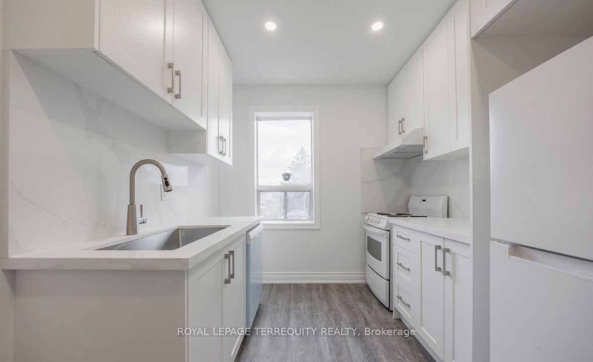 185 Laughton Avenue Upper Property Photo 3