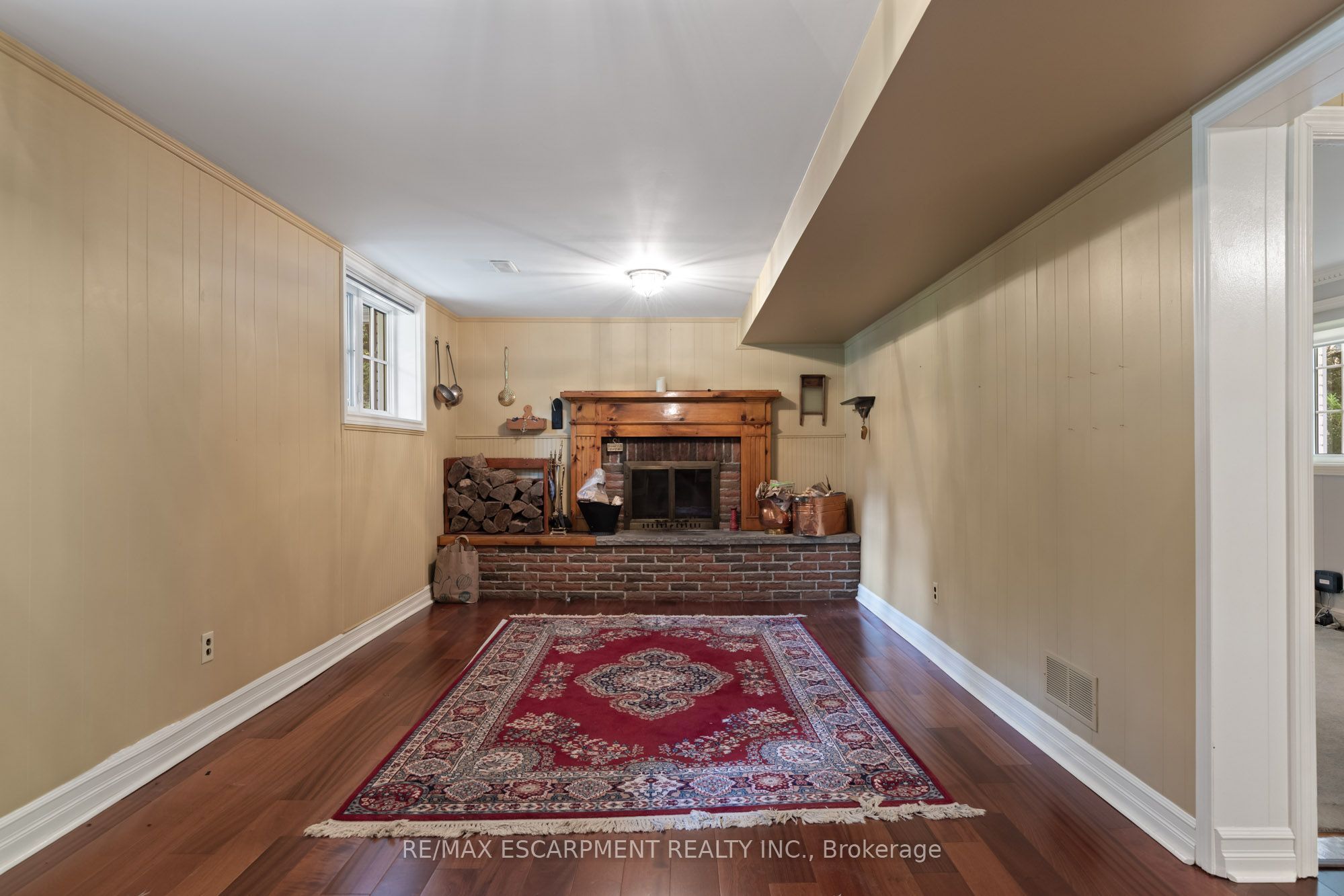 401 Cairncroft Road Property Photo 19