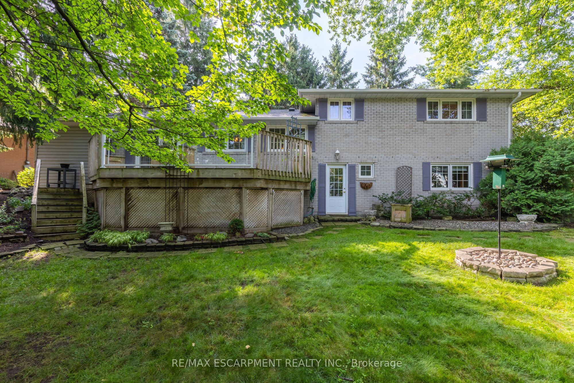 401 Cairncroft Road Property Photo 26