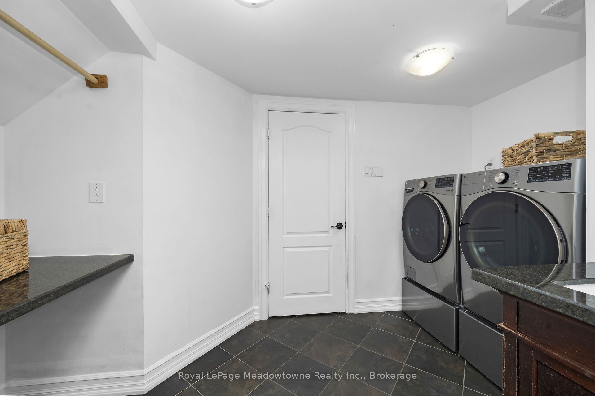 96 Macdonald Crescent Property Photo 22