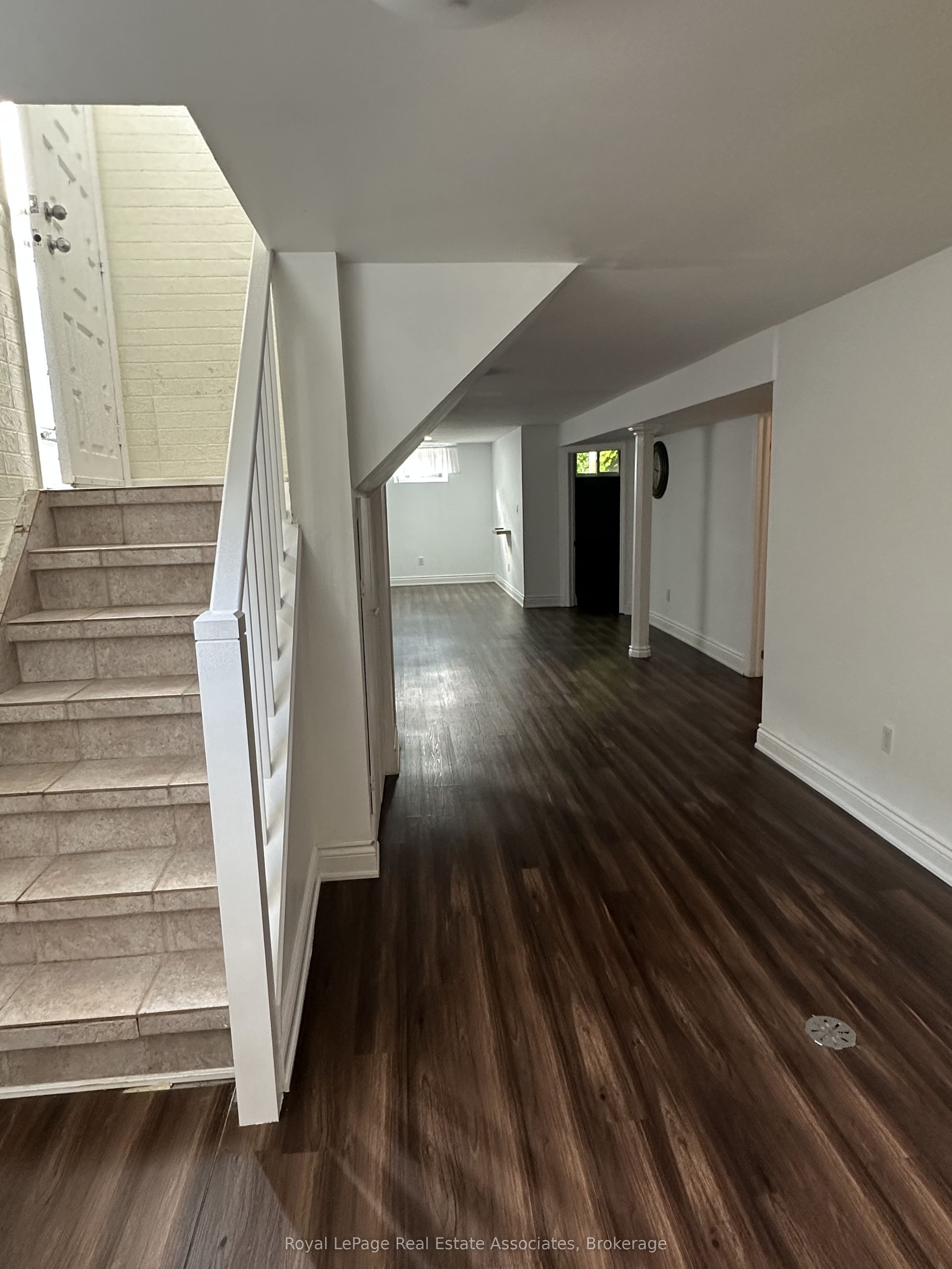 1590 Coram Crescent (basement) Property Photo 8