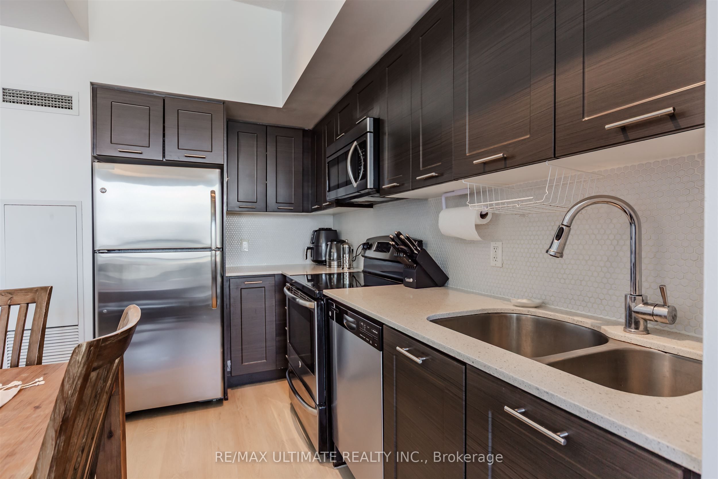 2220 Lake Shore Boulevard W 2706 Property Photo 10