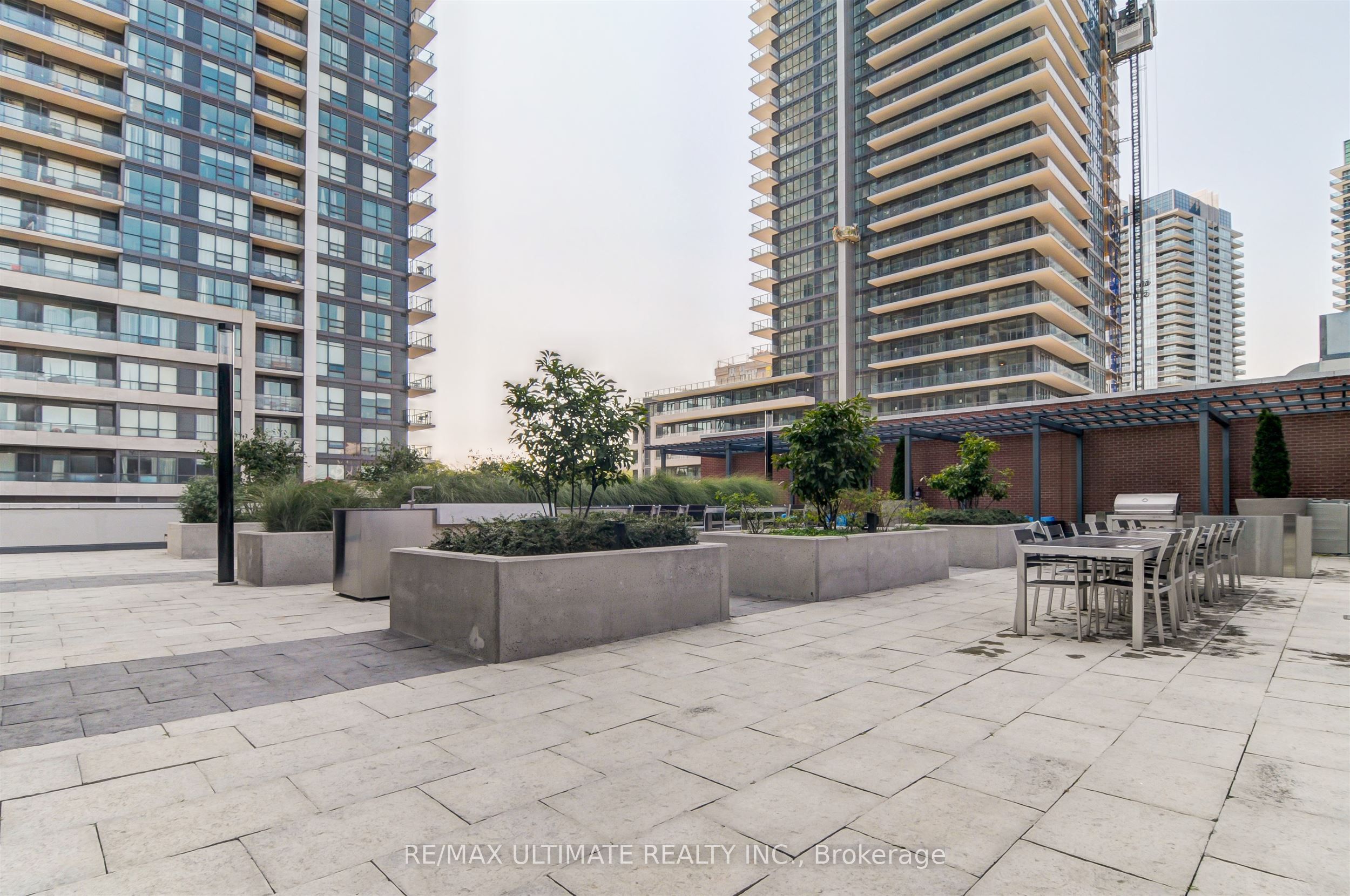 2220 Lake Shore Boulevard W 2706 Property Photo 28