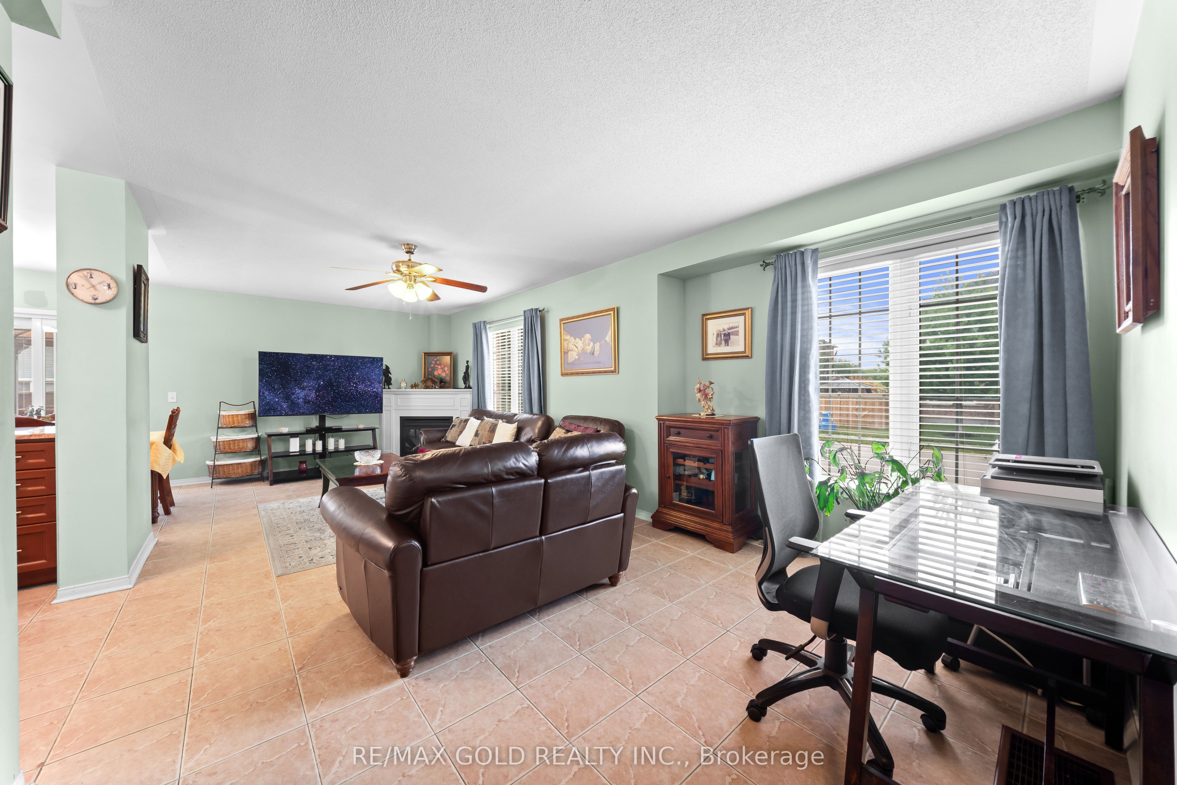 35 Goreridge Crescent Property Photo 6