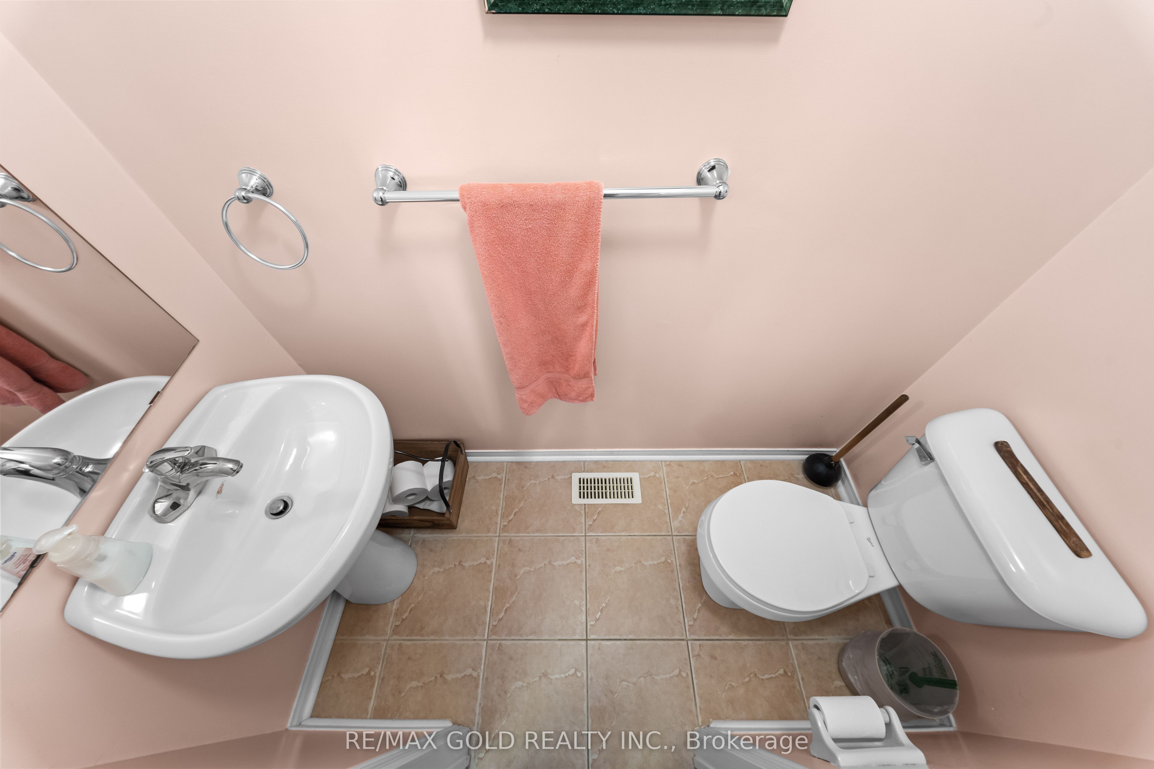 35 Goreridge Crescent Property Photo 12