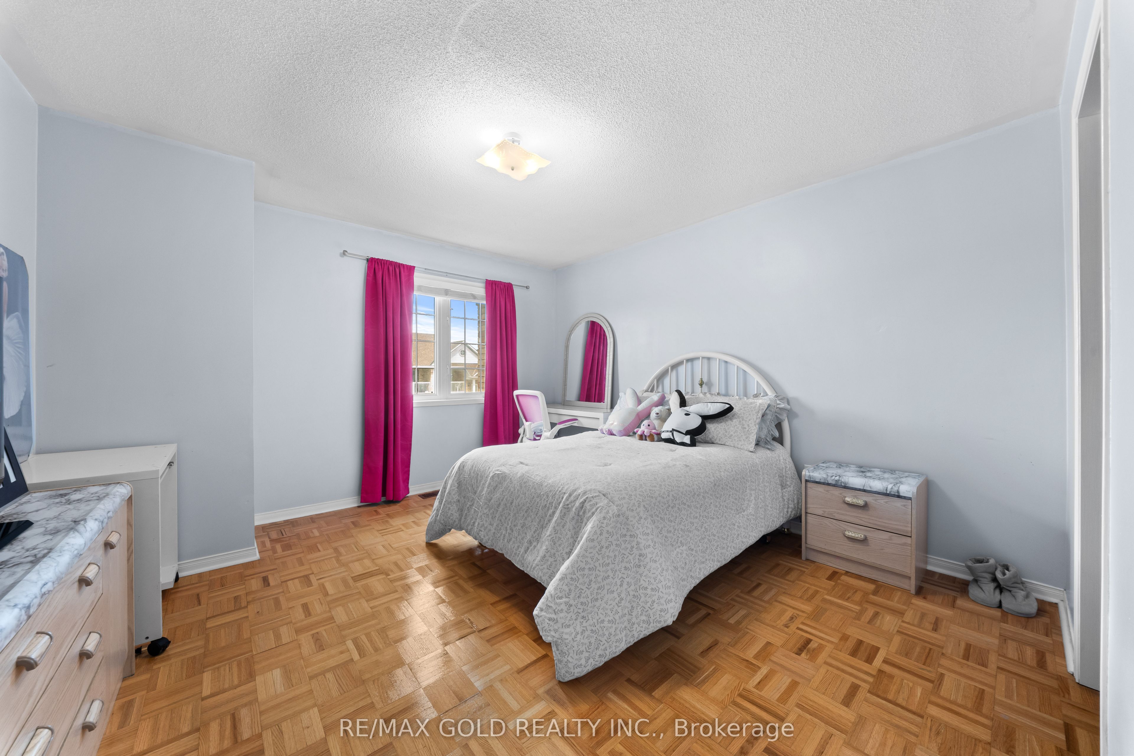 35 Goreridge Crescent Property Photo 16