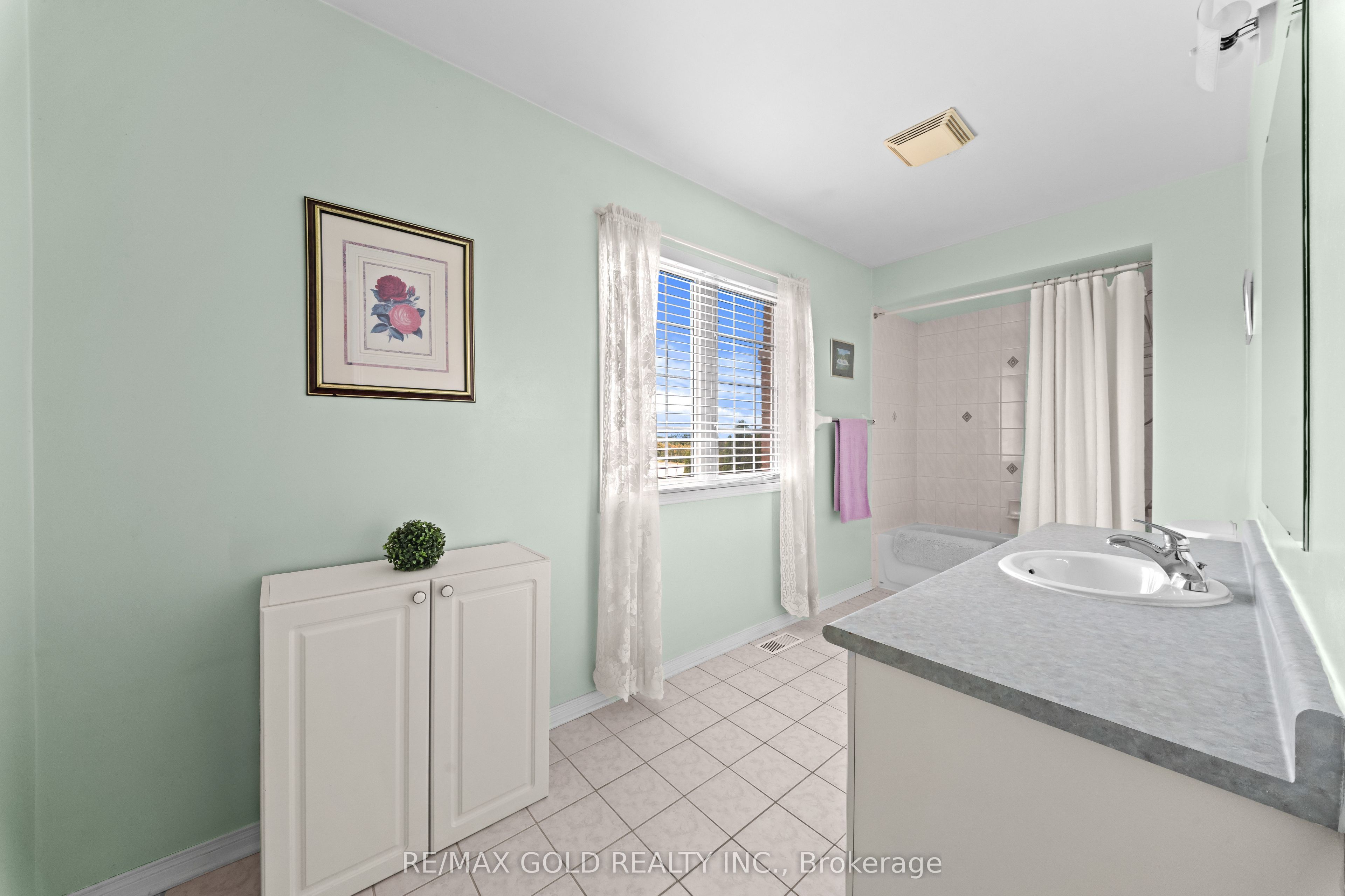 35 Goreridge Crescent Property Photo 17