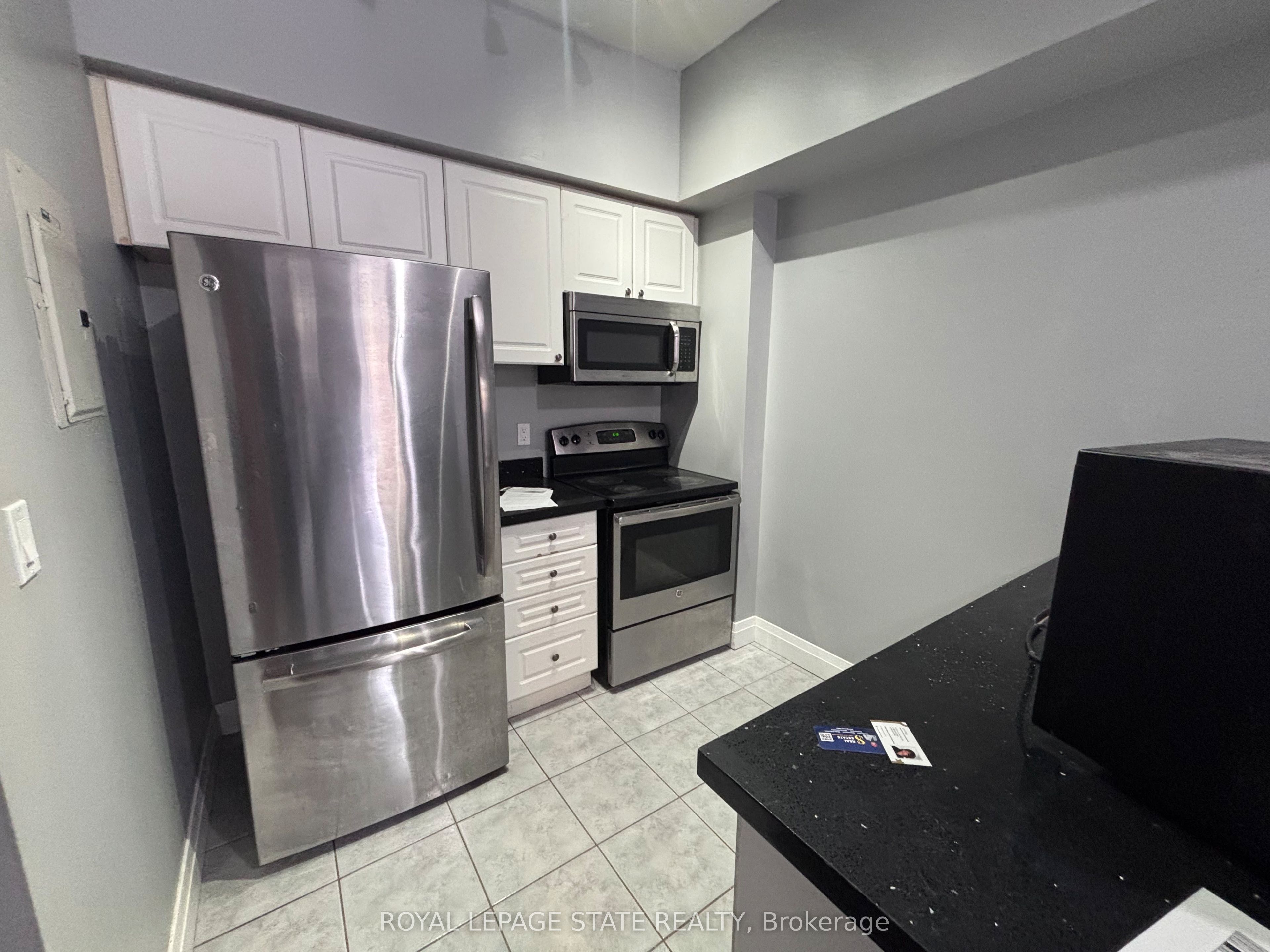 615 Shoreline Drive 17 Property Photo 6