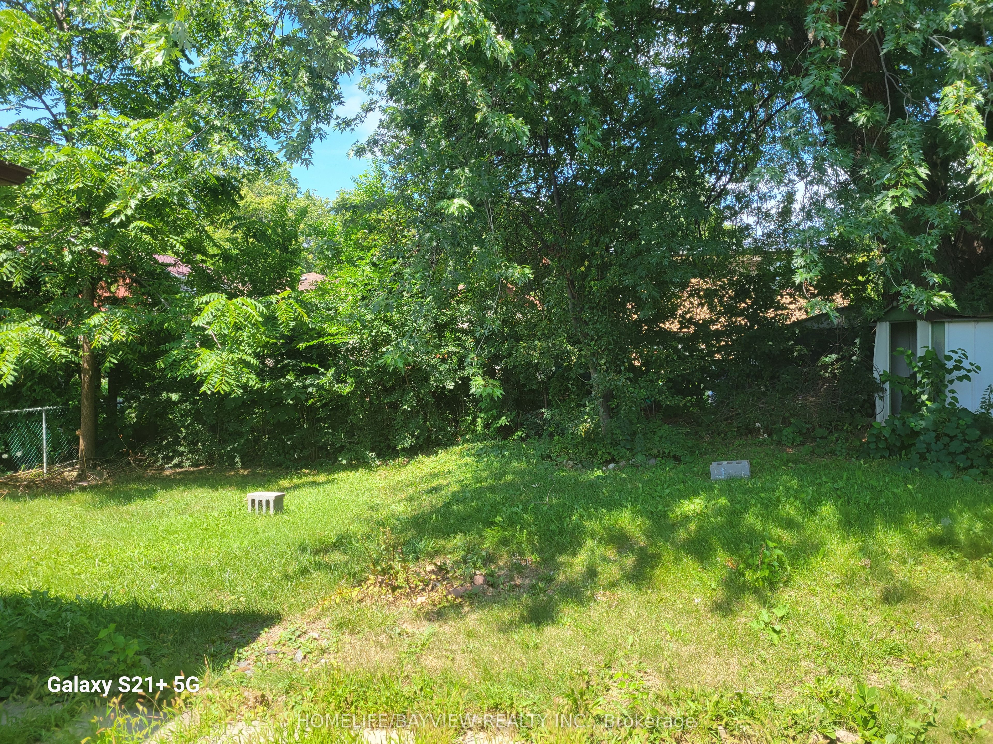 68 Broadoaks(main Floor Only) Drive Property Photo 16
