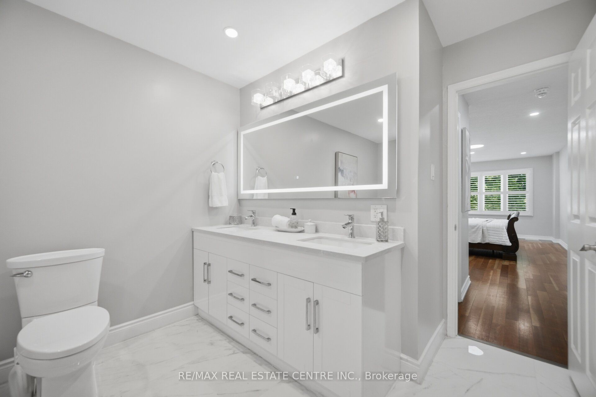 1558 Highbrook Avenue Property Photo 19