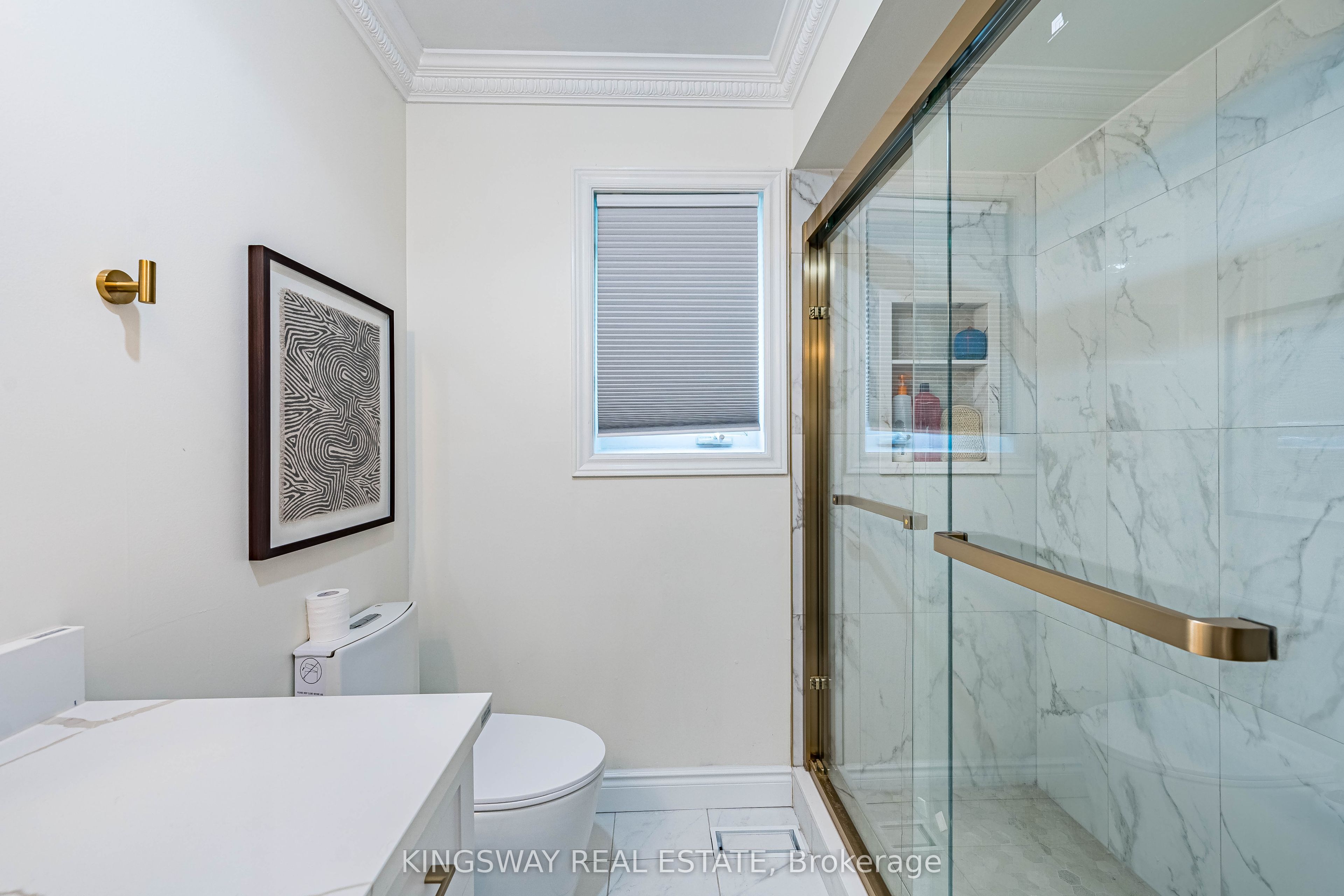 5969 Rayshaw Crescent E Property Photo 34