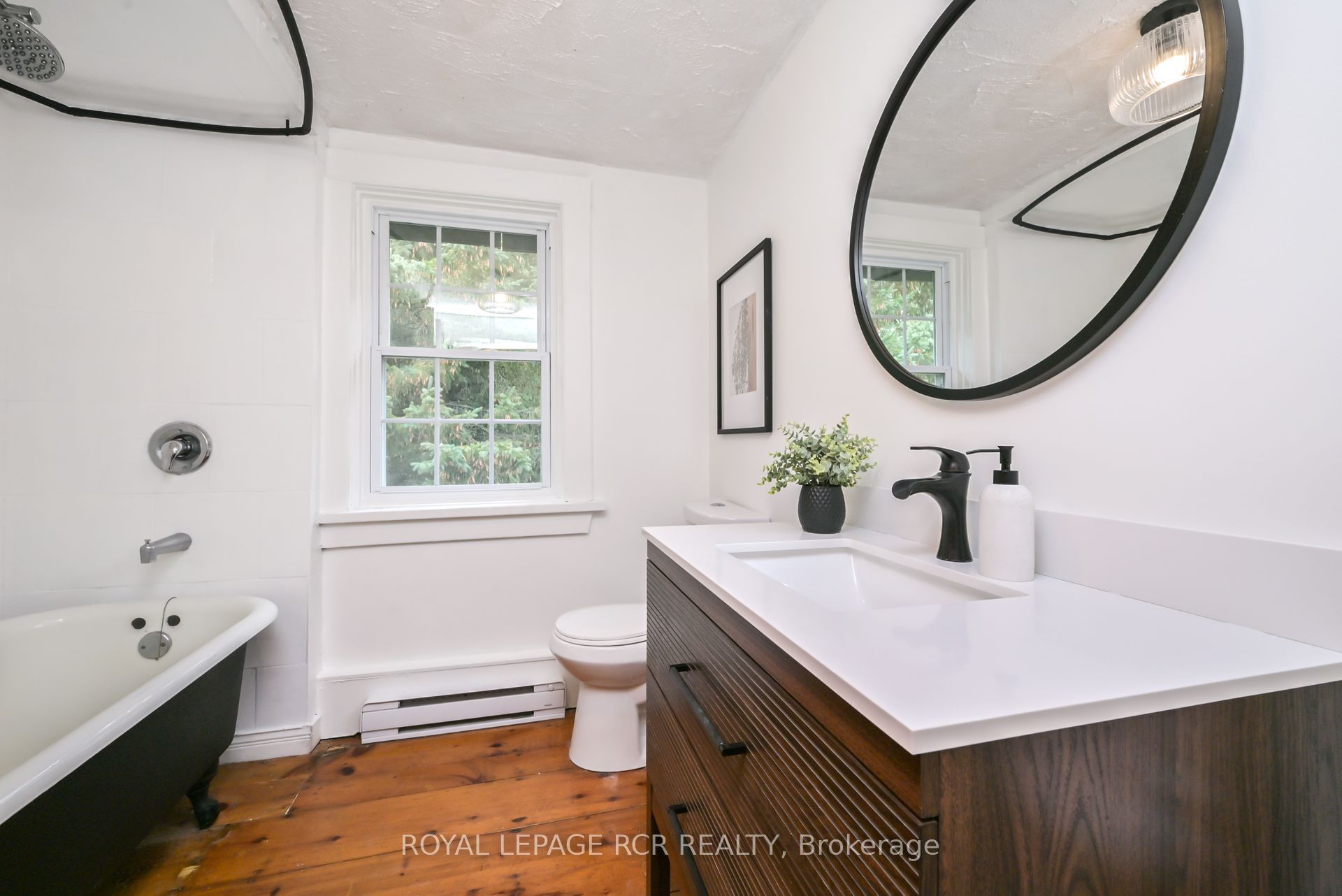 1762 Queen Street Property Photo 19