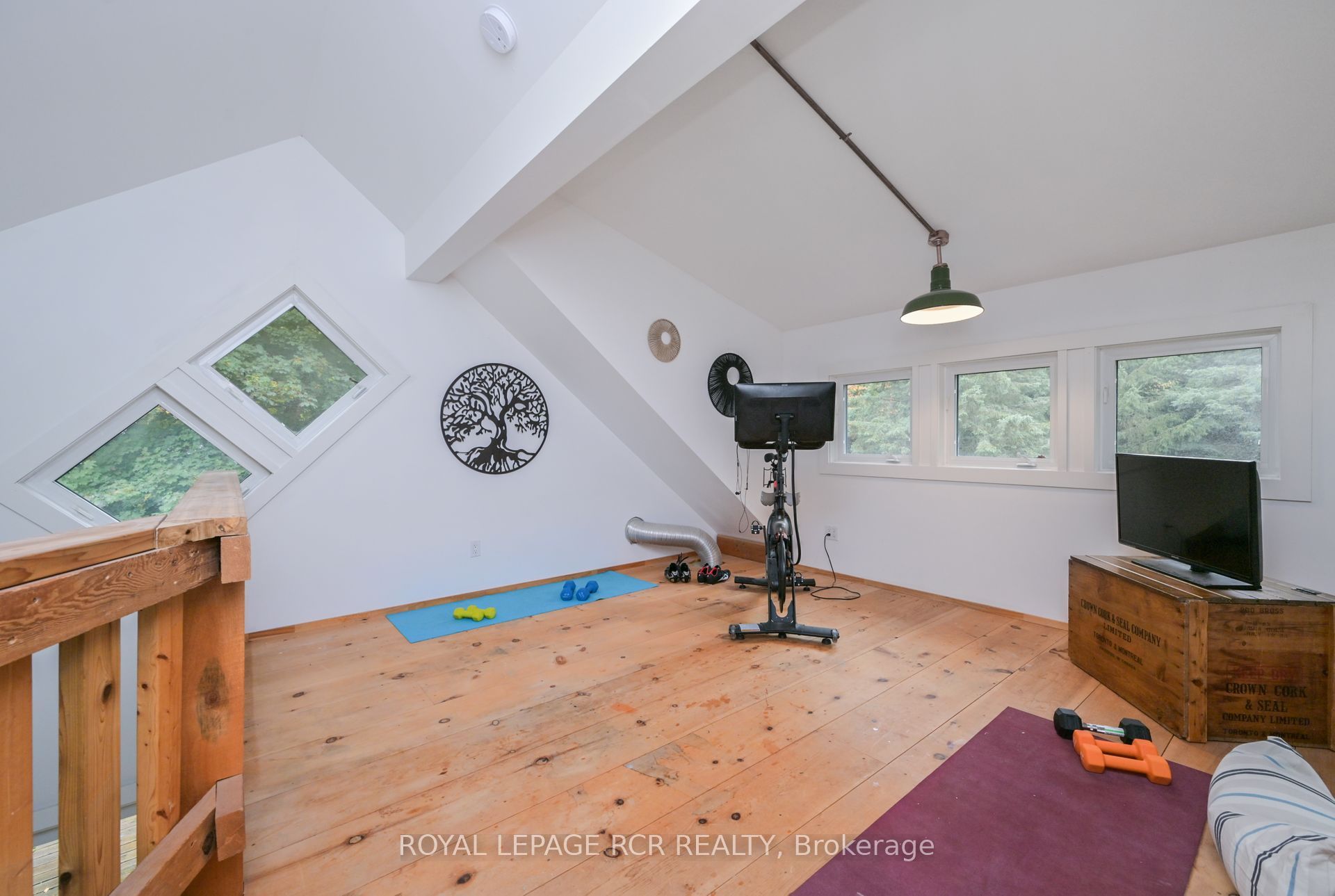 1762 Queen Street Property Photo 20