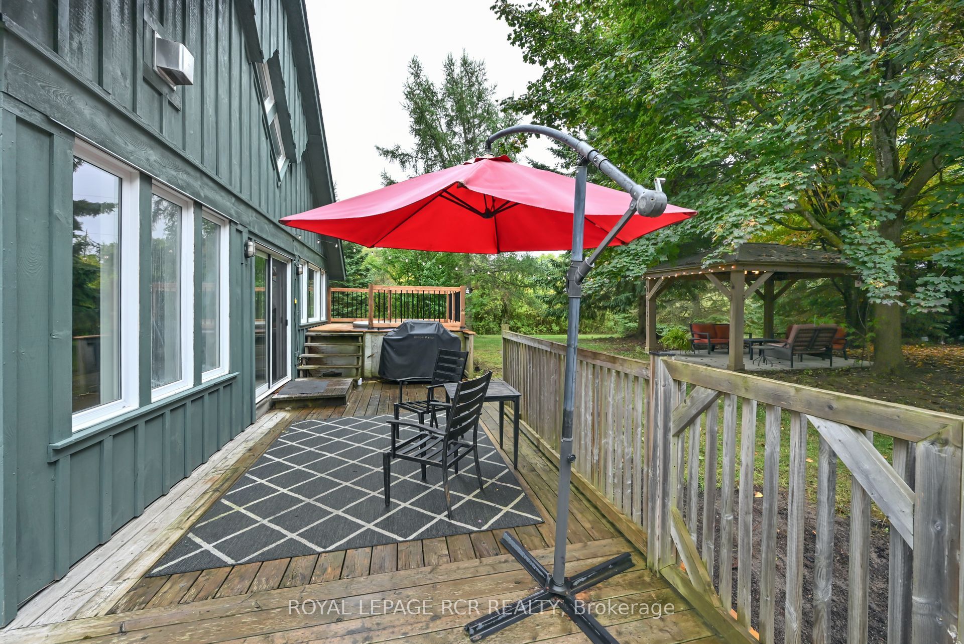 1762 Queen Street Property Photo 25