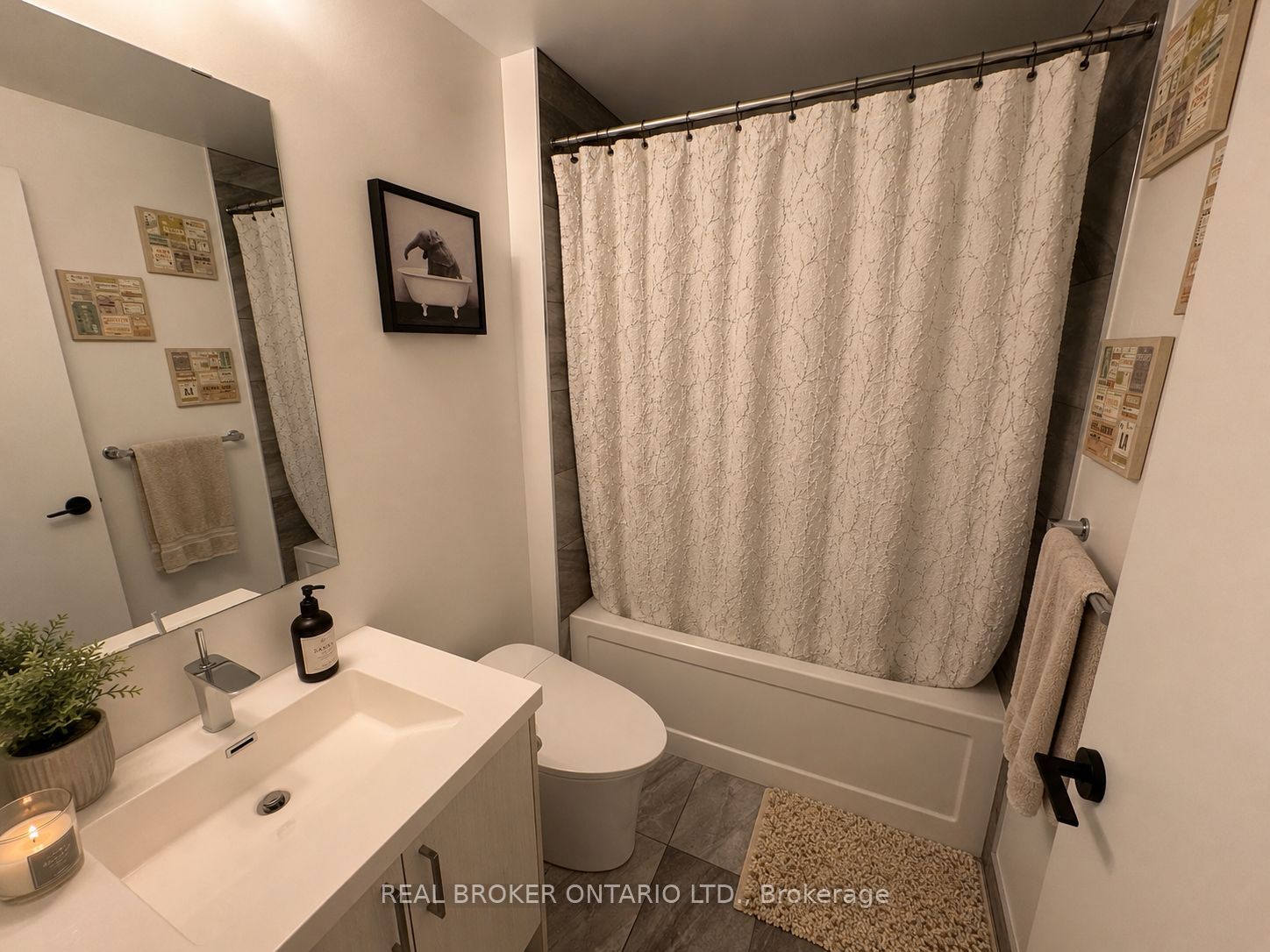 50 George Butchart Drive 608 Property Photo 6