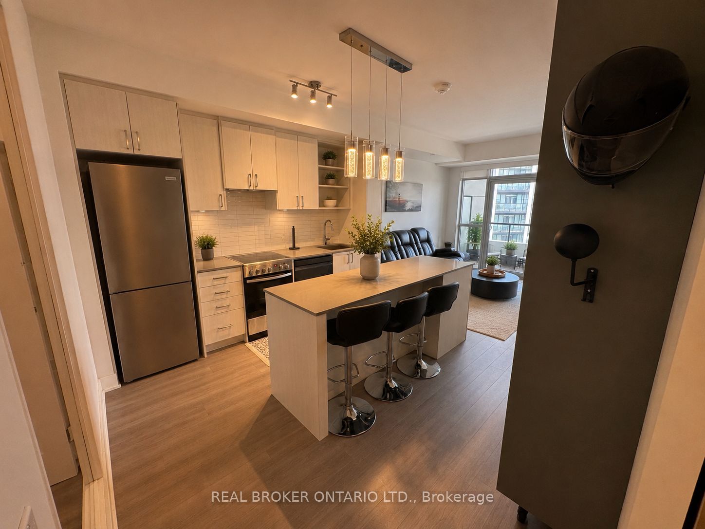 50 George Butchart Drive 608 Property Photo 8