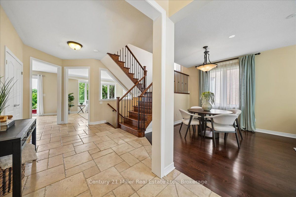 2350 Valleyridge Drive Property Photo 4