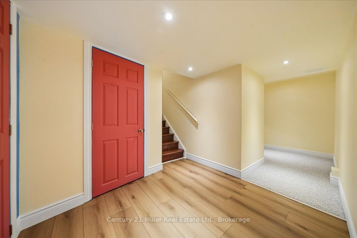 2350 Valleyridge Drive Property Photo 24
