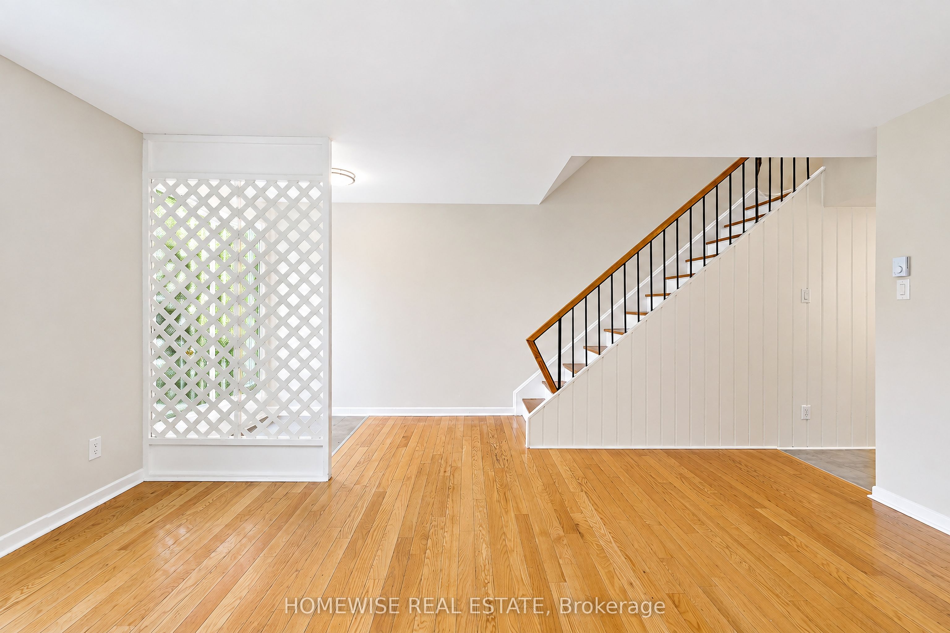 1400 Winding Trail 48 Property Photo 2
