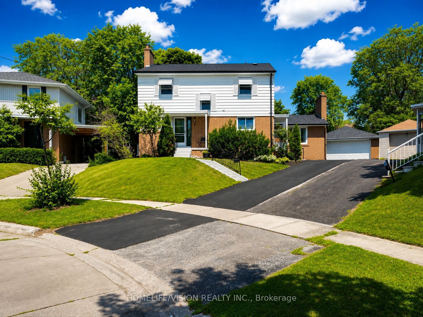 9 Lyndfield Crescent Property Photo 1