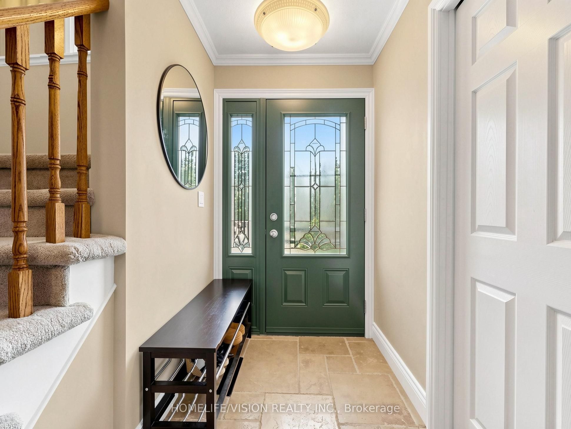 9 Lyndfield Crescent Property Photo 6