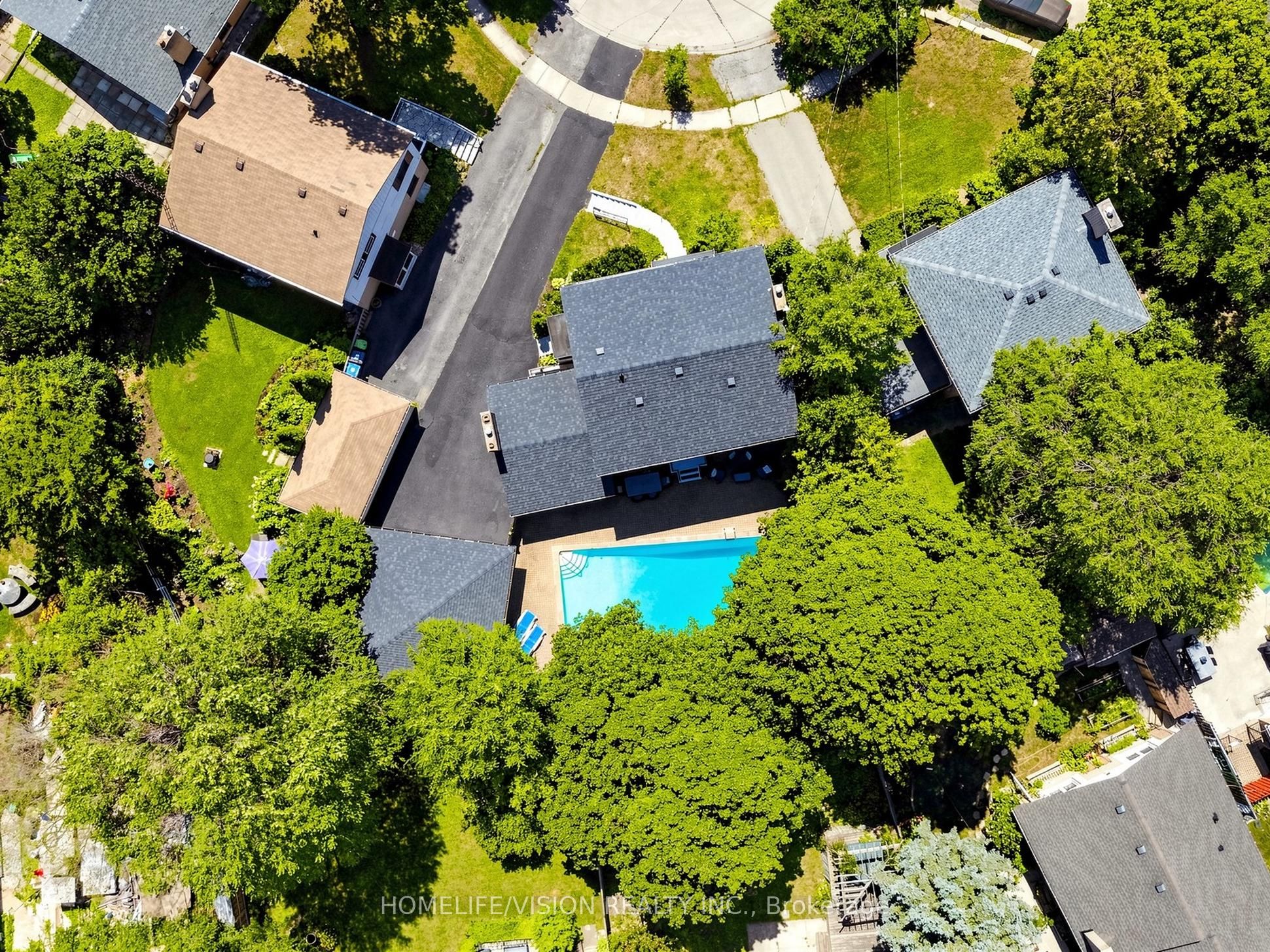 9 Lyndfield Crescent Property Photo 49