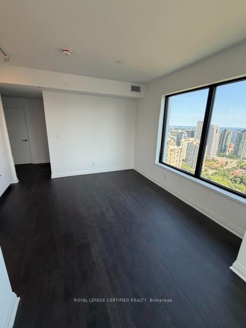4015 The Exchange 3404 Property Photo 16